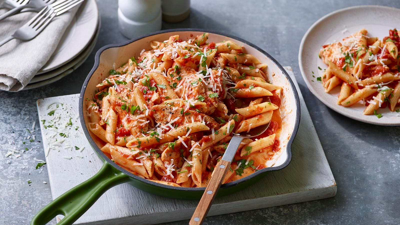 Red Sauce Chicken Pasta